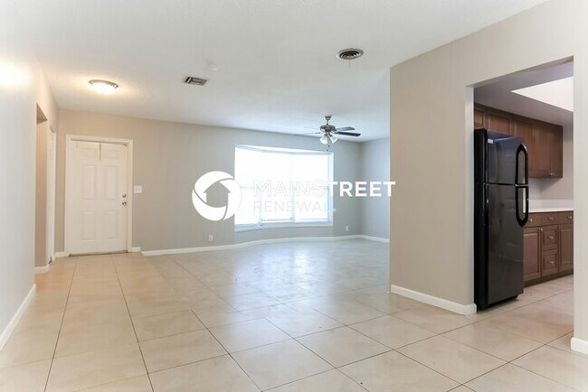 Building Photo - 3 Bedroom Pet-Friendly Home in Lauderhill, FL with Main Street Renewal