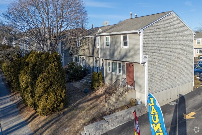 Building Photo - Sintra Heights Condominiums