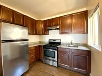 Building Photo - UPDATED, Spacious 1BR! DECK! STAINLESS APPLIANCES! HARDWOOD!