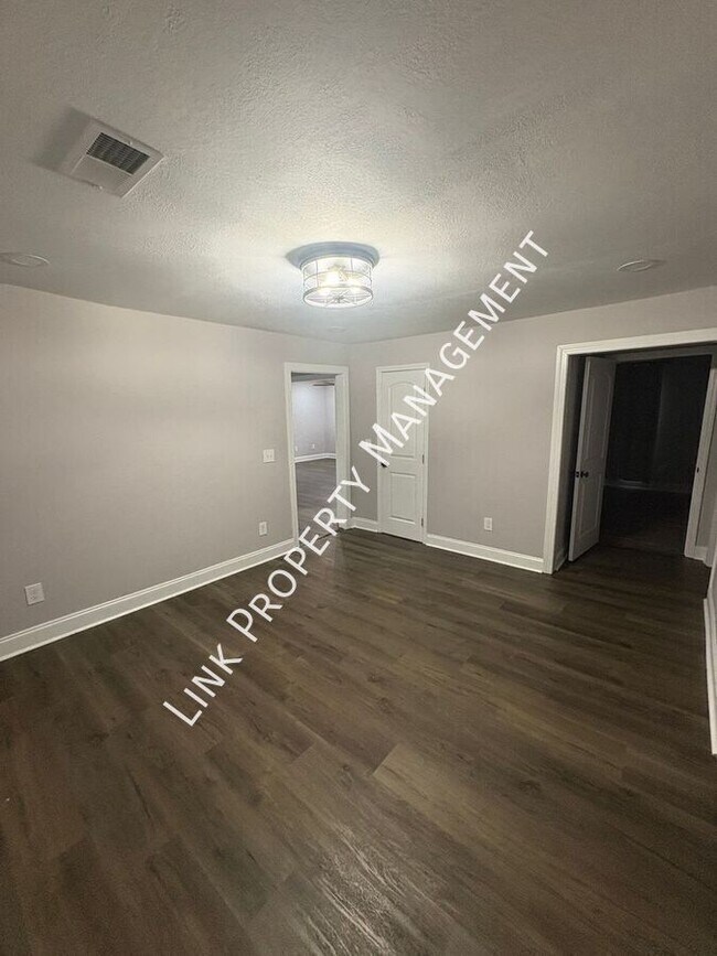 Building Photo - 8233 Harrison Bay Rd