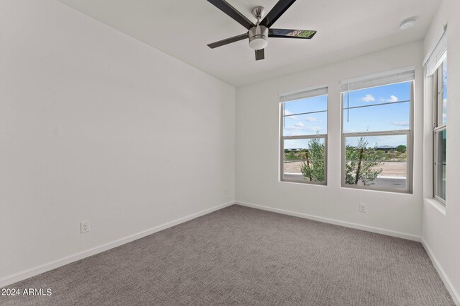 Building Photo - 4156 Prairie Schooner Rd