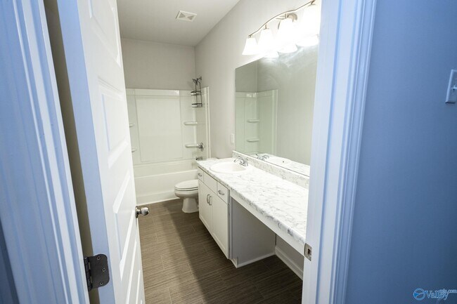 Building Photo - 121 Mill Valley Wy