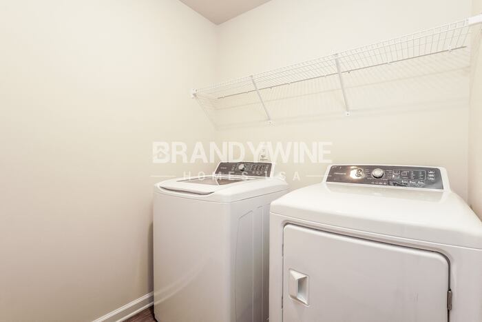 Building Photo - 913 Hayston Wy