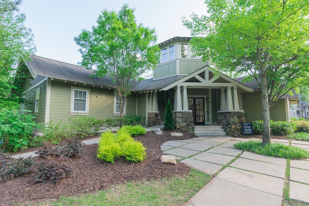 Building Photo - 490 Barnett Shoals Rd