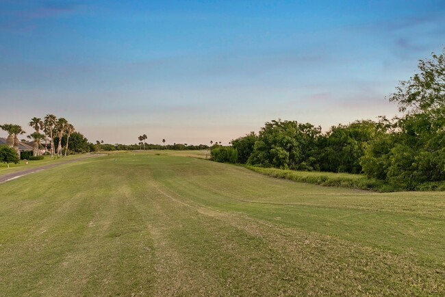 Building Photo - 4 Augusta Dr