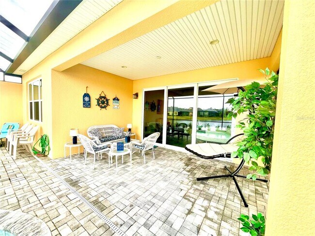 Building Photo - 879 Margaritaville Ave