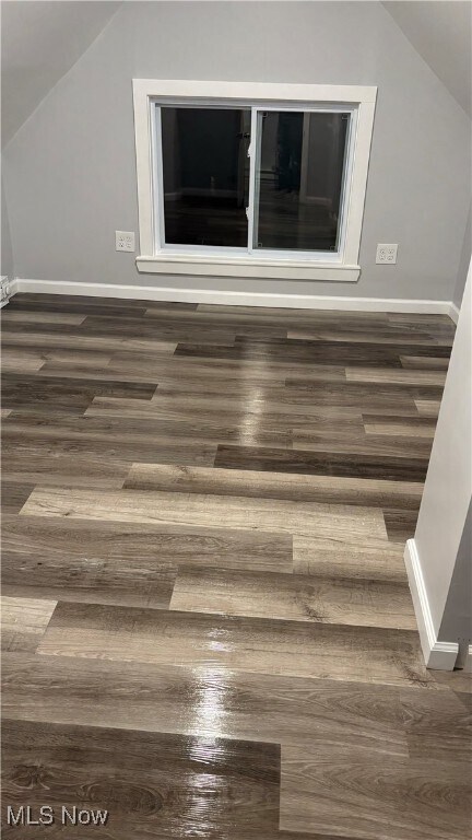 Building Photo - 220 Lake Ave