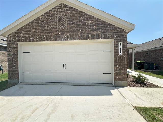 Building Photo - 14110 Kempt Dr
