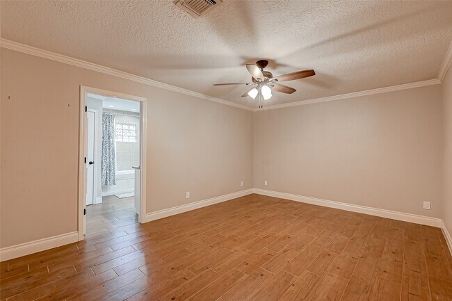 Building Photo - 4623 Birch Cove