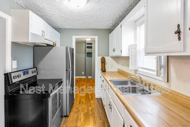 Building Photo - 808 Ethelored St