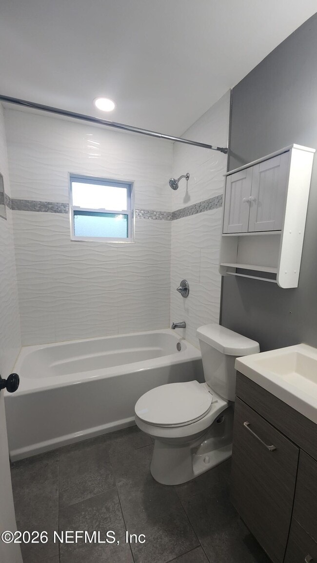 Building Photo - 55 Deltona Blvd