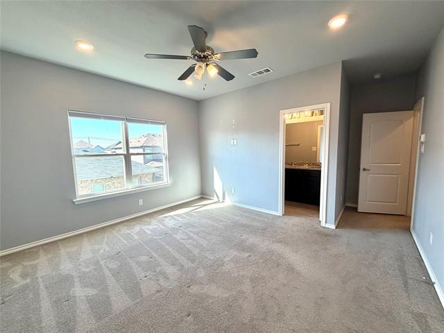 Building Photo - 2228 Dana Dr