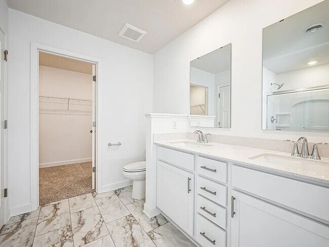 Building Photo - rare brand new construction home for lease...
