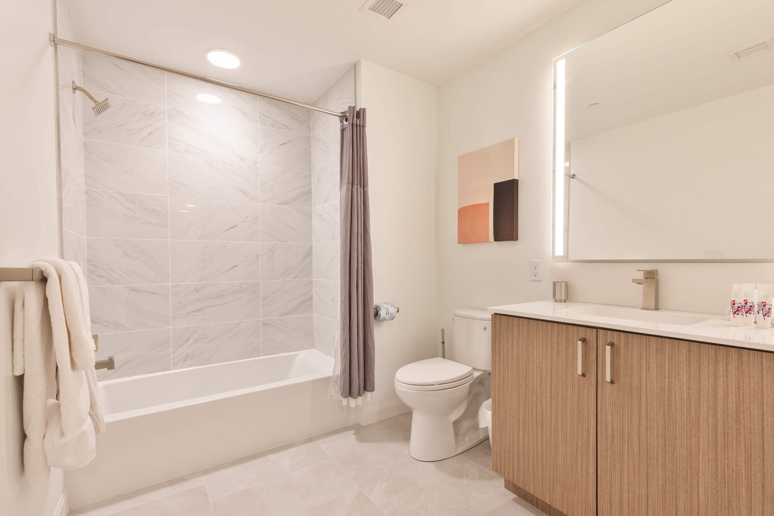 Building Photo - 60 Kilmarnock St