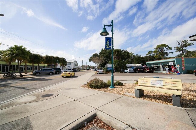 Building Photo - 85 Orange St