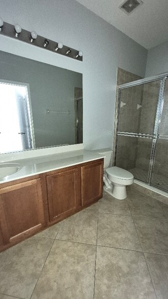 Building Photo - 10450 Manderley Way