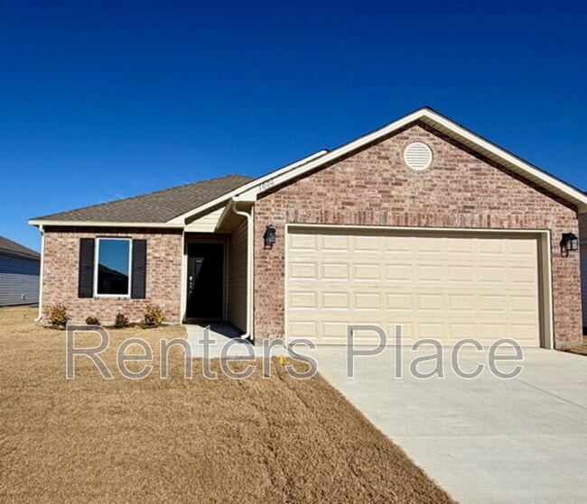 Building Photo - 1006 W Lawton Rd