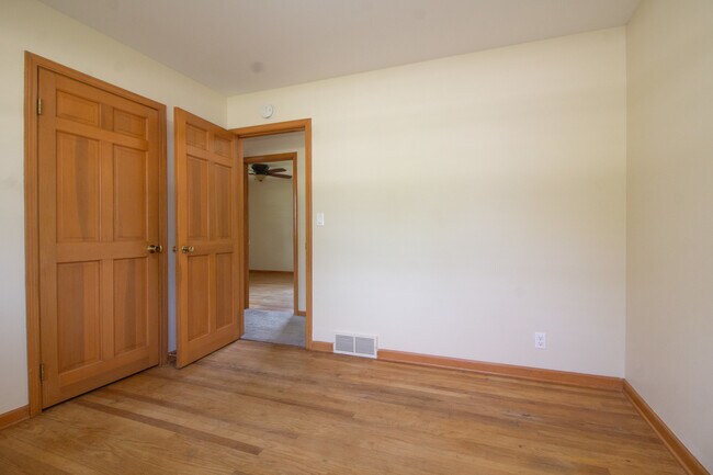Building Photo - 1850 Connie Ct