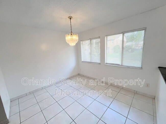 Building Photo - 5151 Picadilly Circus Ct