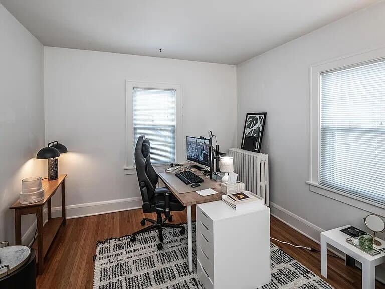 Bedroom/office #2 - 4942 Lyndale Ave S