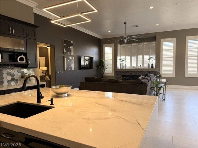 Building Photo - 394 Highland Hills Ct