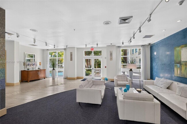 Building Photo - 2000 N Bayshore Dr