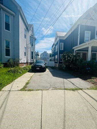 Building Photo - 44 Dartmouth St