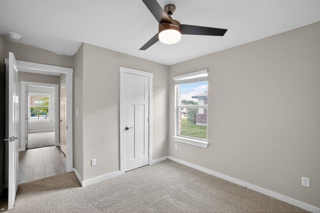 Building Photo - 116 Halford Rd