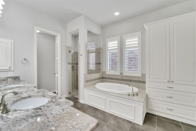 Building Photo - 3724 Perkins Ln