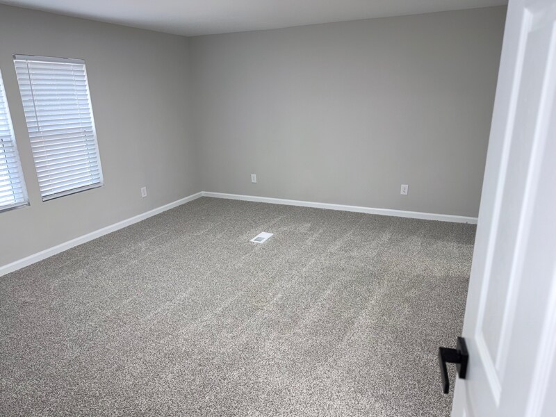 Building Photo - 4994 Esther Bandy Rd