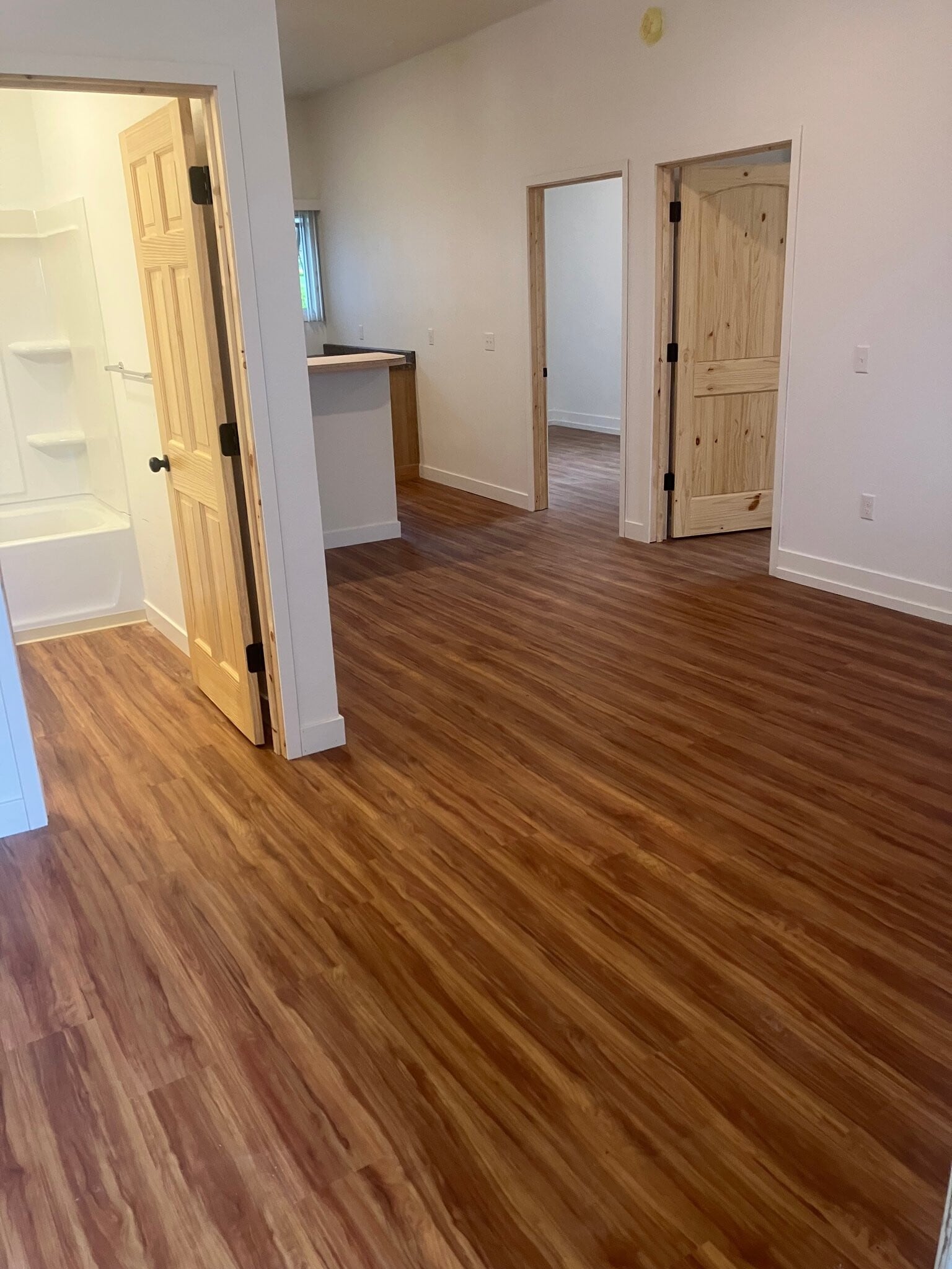 Building Photo - 2520 Hillview Pl
