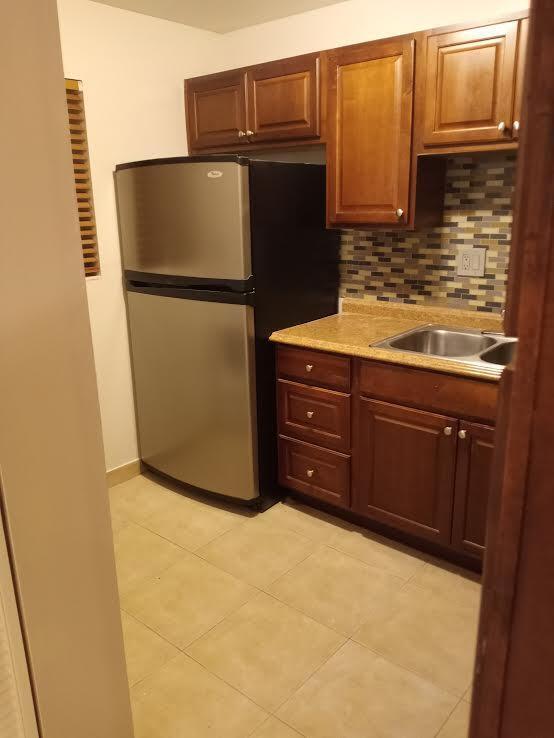 Building Photo - 512 Gardens Dr