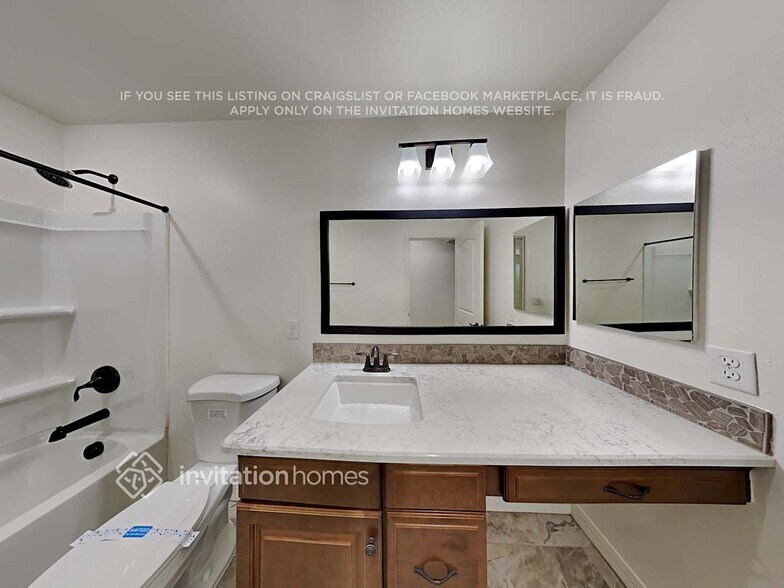 Building Photo - 16234 W La Ventilla Way