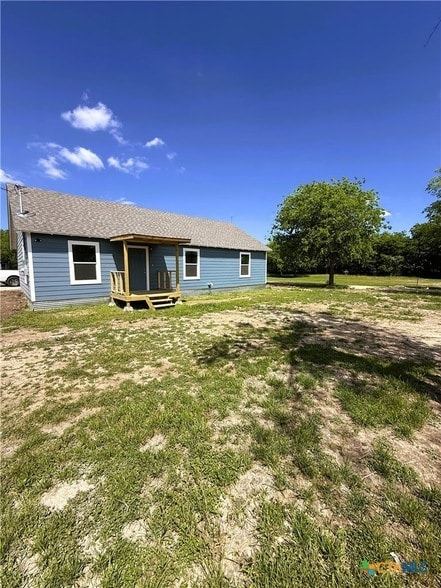 Building Photo - 1851 Connell St