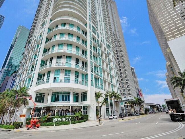 Building Photo - 300 S Biscayne Blvd