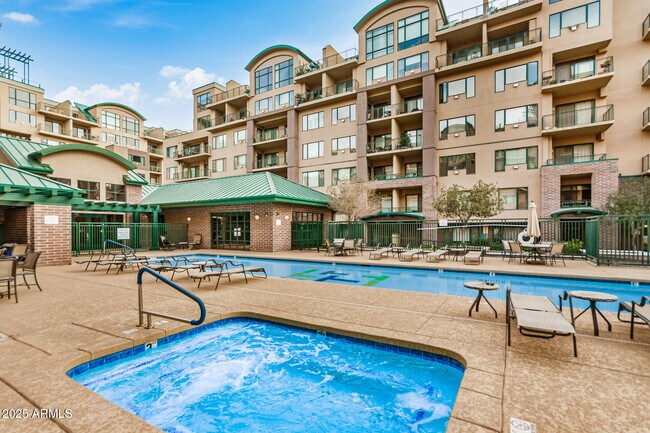 Building Photo - 2302 N Central Ave