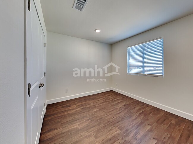 Building Photo - 298 Austin Bellerose Place