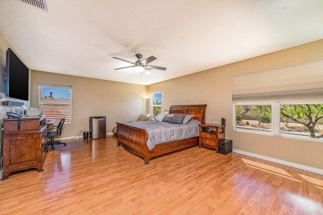 Building Photo - 13127 N Deergrass Dr
