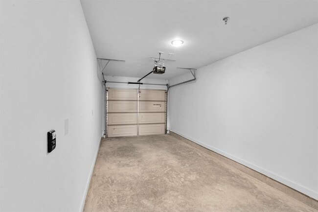 Building Photo - 1434B Forward Dr