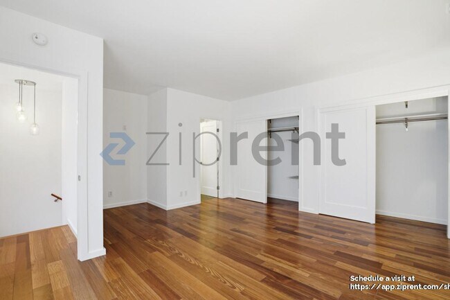 Building Photo - 1200 Opal St