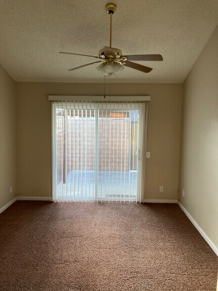 Building Photo - 1266 Vista Serena Ave
