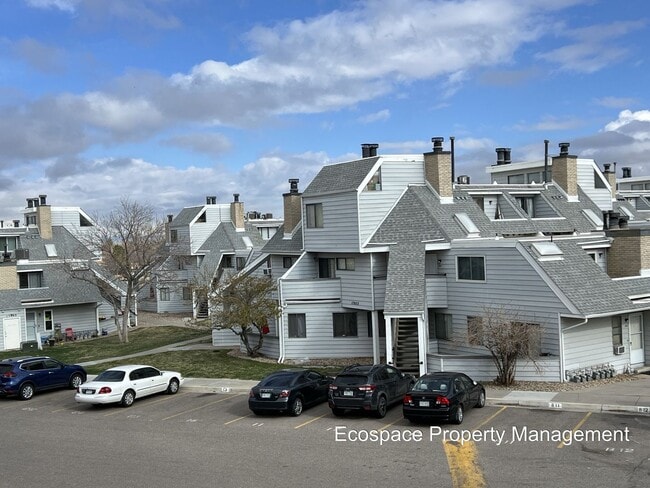 Building Photo - 1 bedroom Condo in Windcreek Available NOW