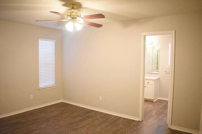 Building Photo - Coming Soon!  Awesome 2 Bedroom Home in South Lubbock!
