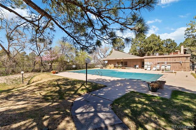 Building Photo - 2525 S Dayton Way