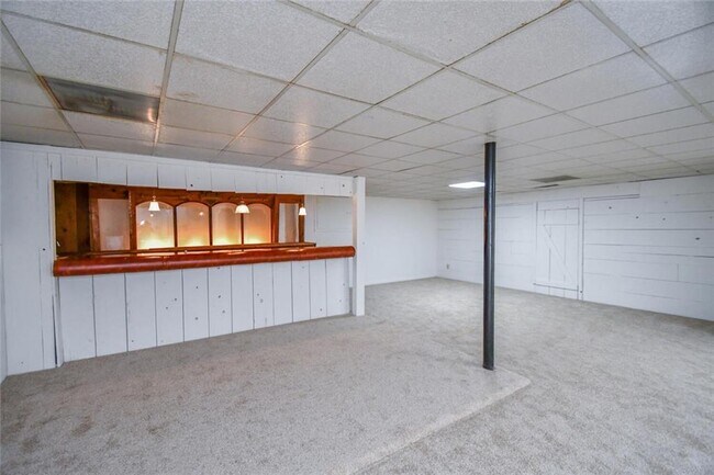 Building Photo - 17040 Birmingham Rd