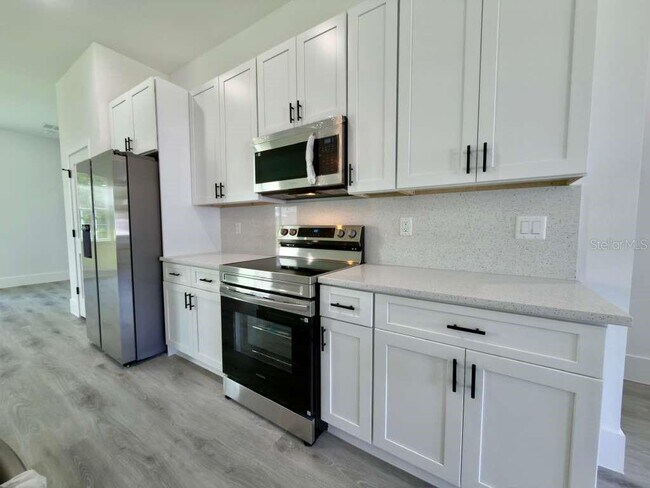 Building Photo - 15775 SW 59th Avenue Rd