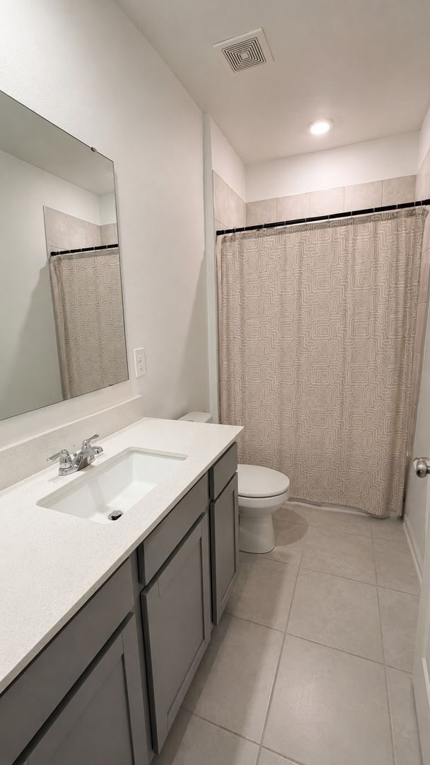 Building Photo - 4/2 Cascades Home