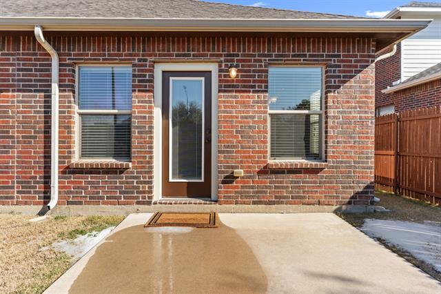 Building Photo - 3805 Weatherstone Dr