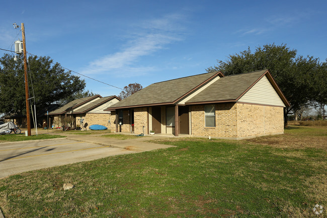 Building Photo - Martindale Apartments