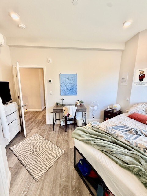 Building Photo - 5 Fremont St